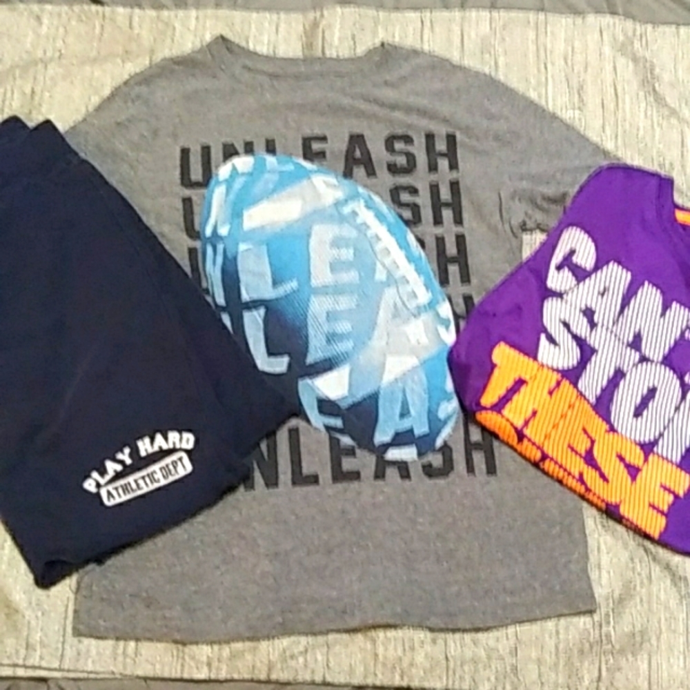 Boy's Outfit w/extra shirt!